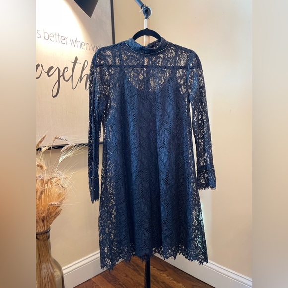 2 Pieces Lacy Gray Dress with Stone Detailed and Long Sleeves - Picture 6 of 13